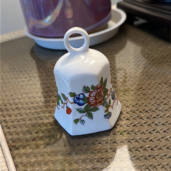 John Aynsley Pembroke Bone China Blue Bird & Floral Bell - Picture 5 of 7